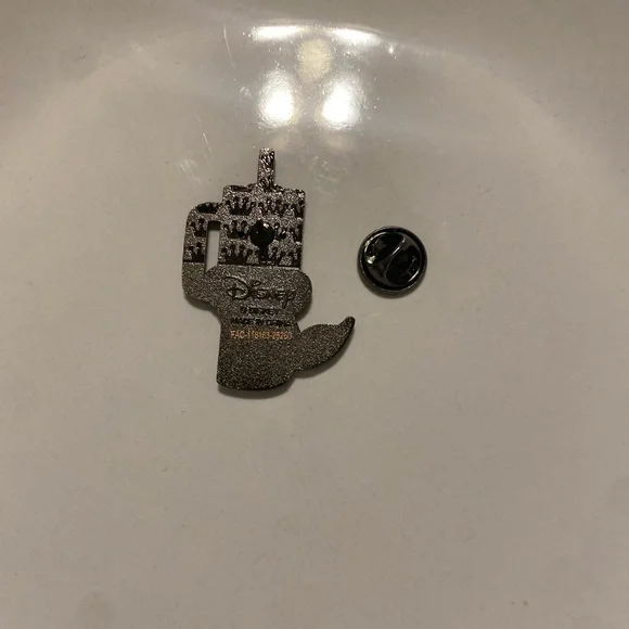 Disney Princess mystery pin tumbler “Little Mermaid” Ariel - Picture 6 of 7